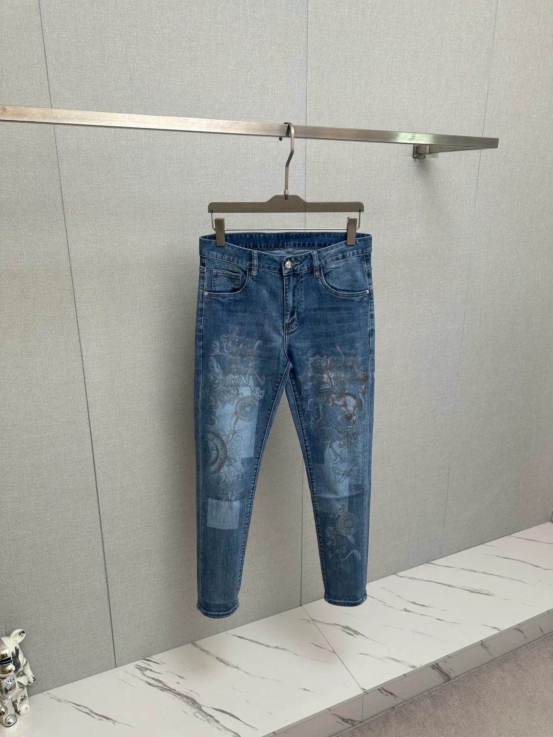 Classic LOGO ， ！ 。 ， ， ， 。Sizes:29—38